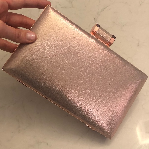 Rose gold clutch/bag - Picture 2 of 4